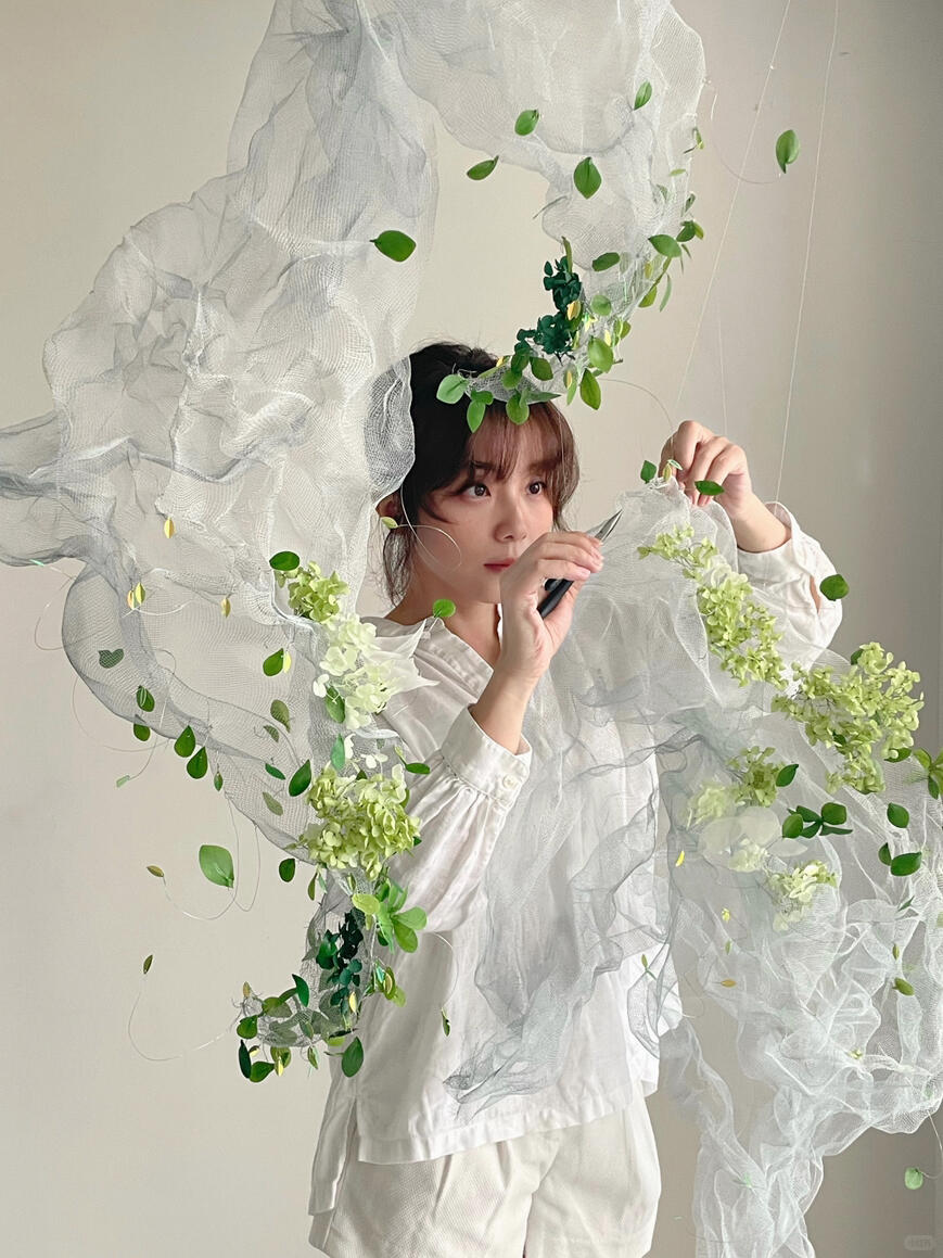 Flower Is Not Flower, Mist Is Not Mist | DIY a Cloud and Mist Art Installation