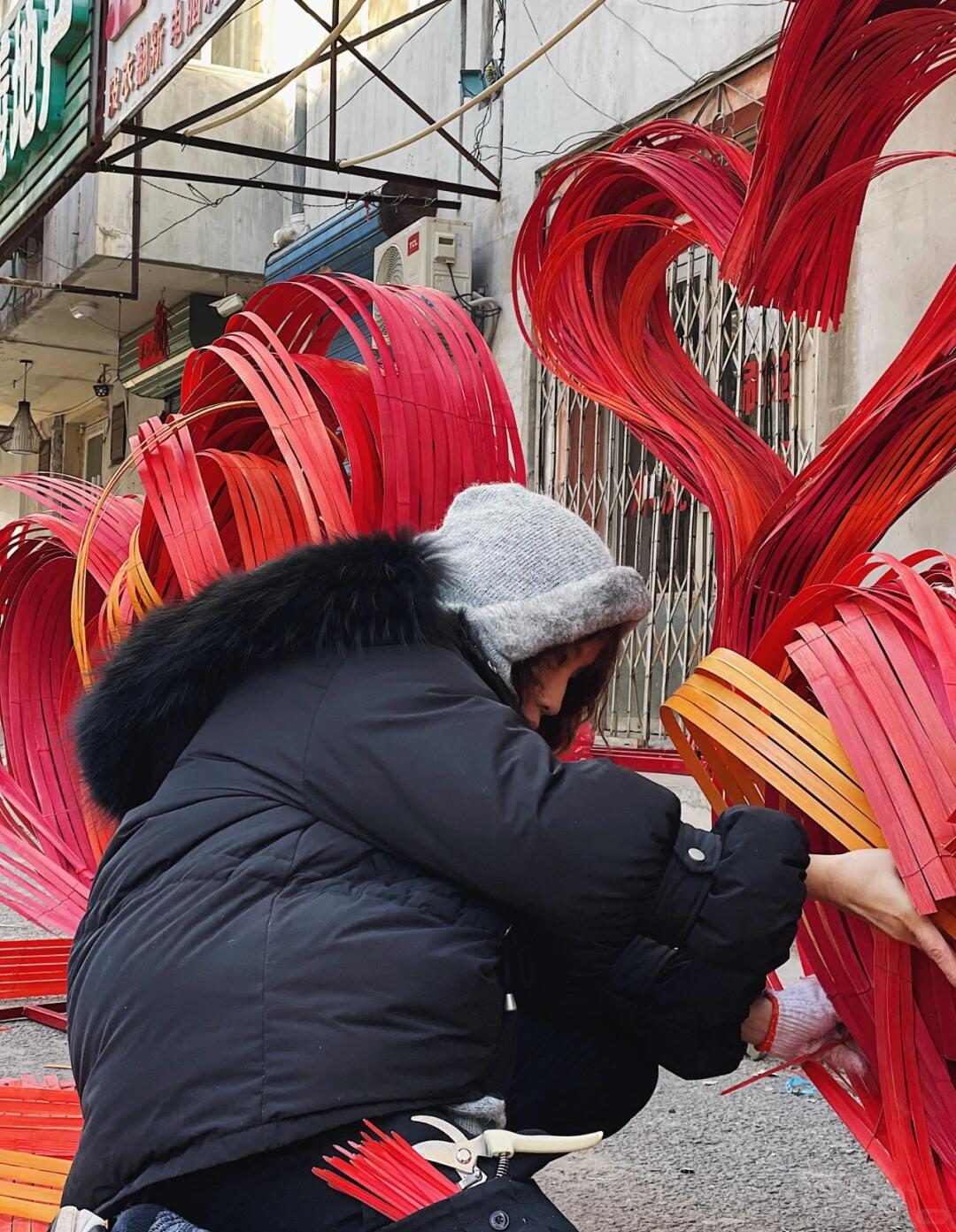 So Many Hearts, Come Take Photos | Installation On Display for Two Months image 7