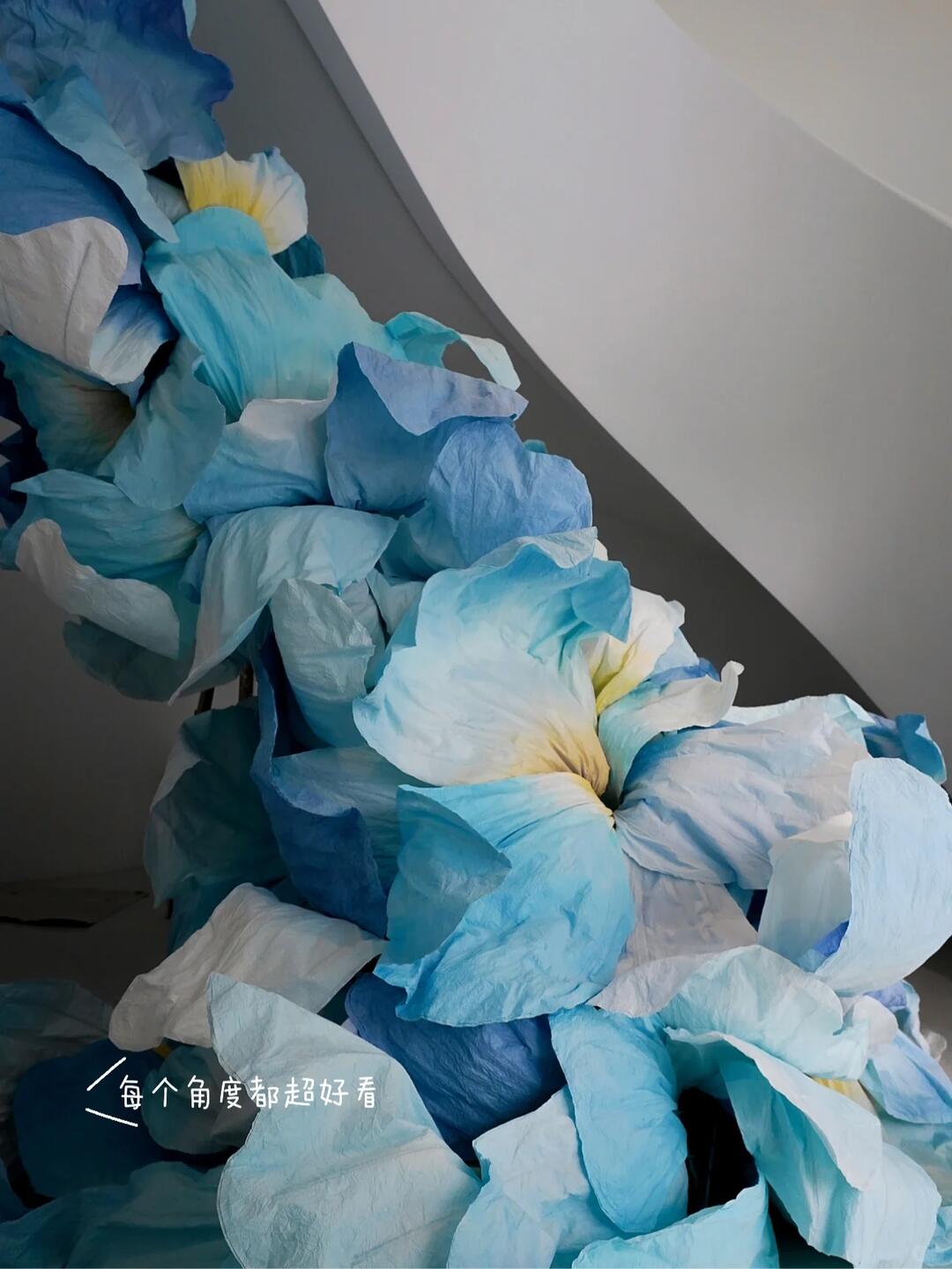 Art Installation | The Dance of Irises, Crisp Summer Hues image 3