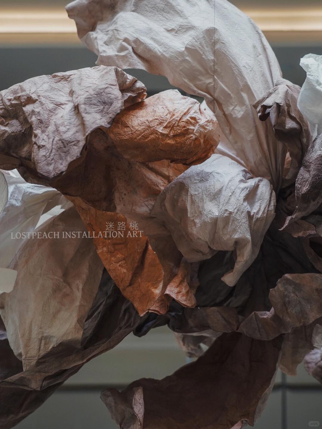 Rich Oil Painting Texture Art Installation | The Infinite Possibilities of Paper Art image 2