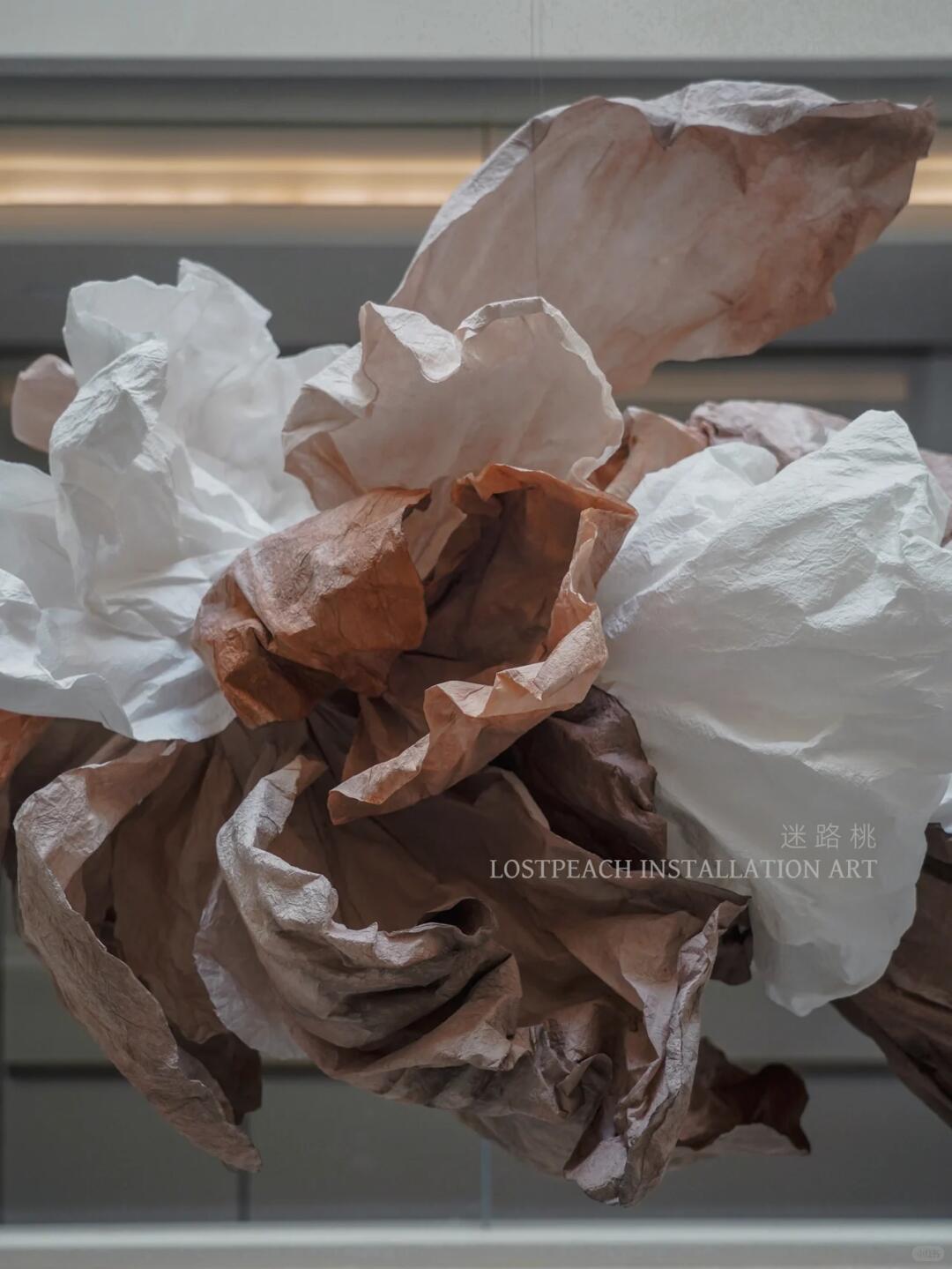 Rich Oil Painting Texture Art Installation | The Infinite Possibilities of Paper Art image 5