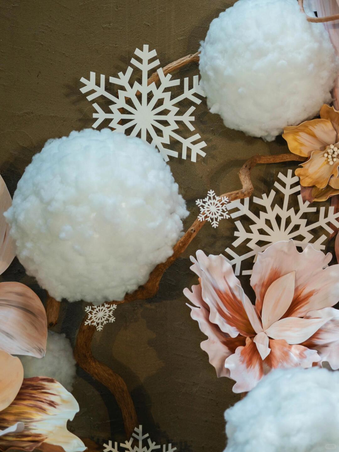Seasons, Clouds, and Moon: A Mind-Bending Fusion of Seasonal Themes | Installation Art image 7