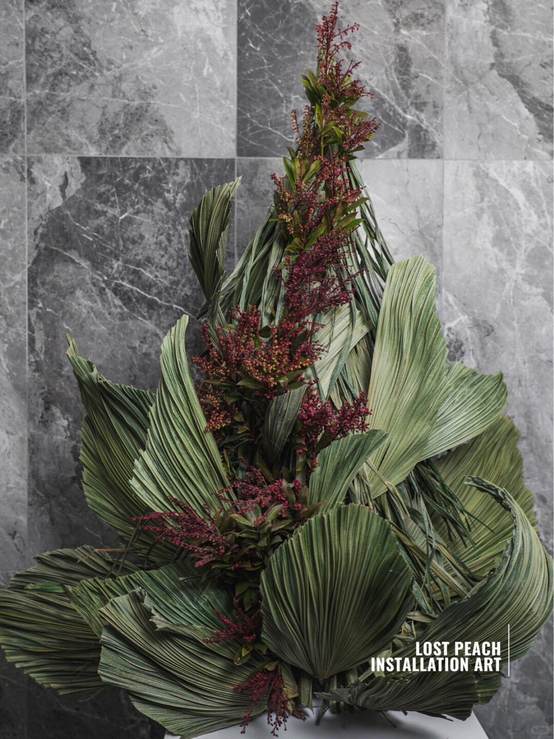 Chinese Fan Palm Leaf Symphony | Hotel Installation | Christmas Series image 2