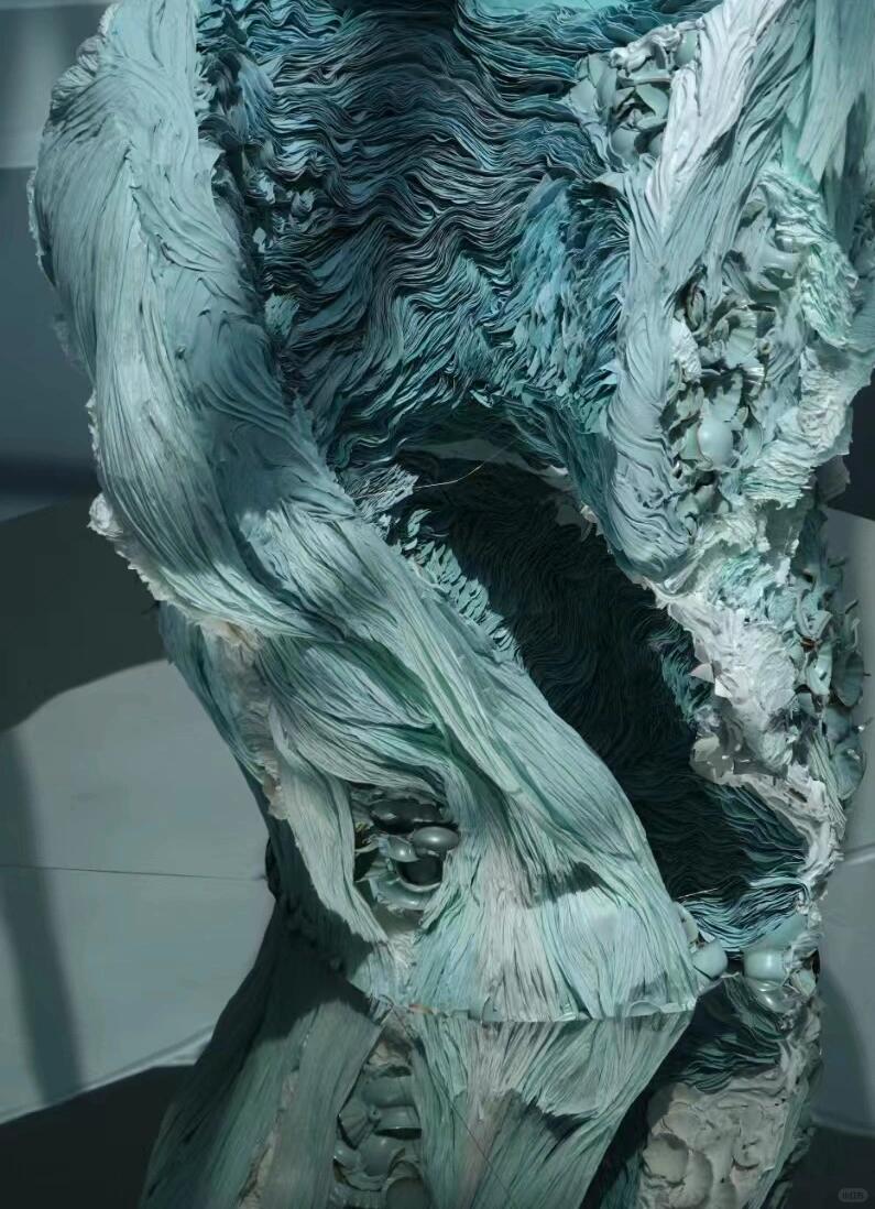 用千片碎汝瓷，刻画唯美宋代美学 | 装置艺术 image 6