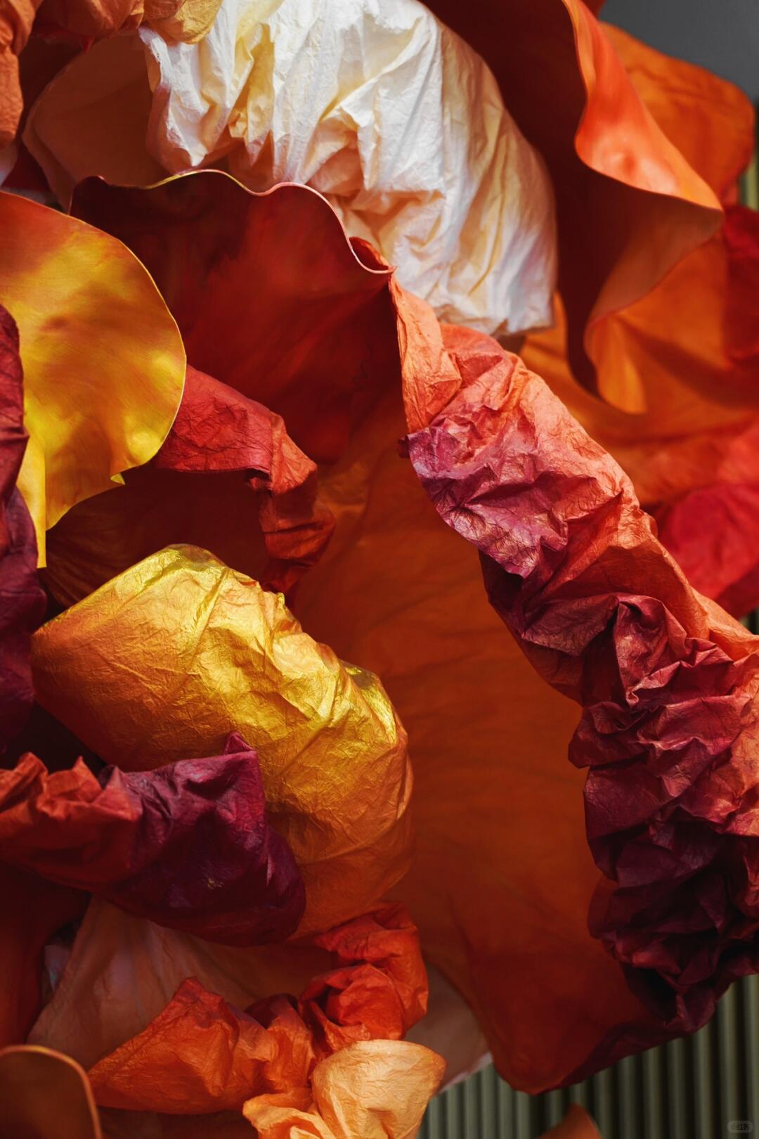 Flamboyant and Passionate, Floral Yet Not | Chinese-style Art Installation image 2